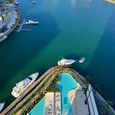 2 Bedroom Apartment In Marina Condo
